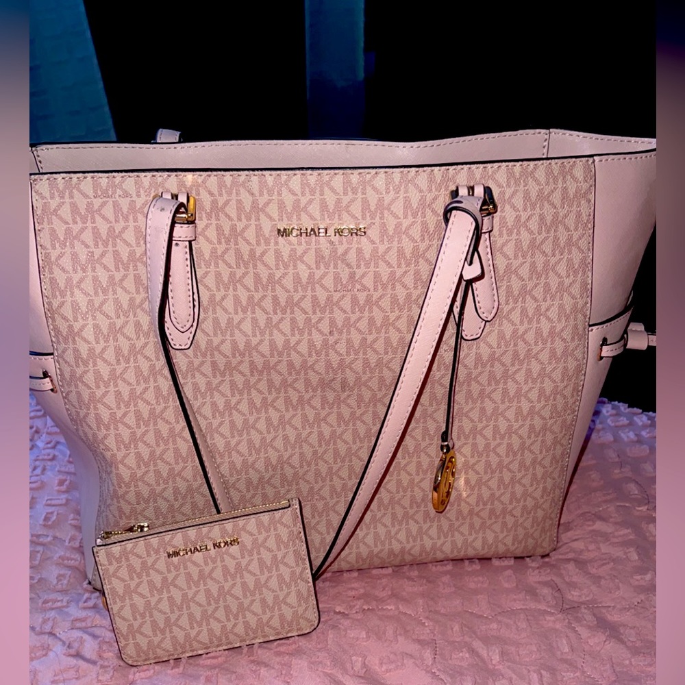 Michael Kors light pink tote